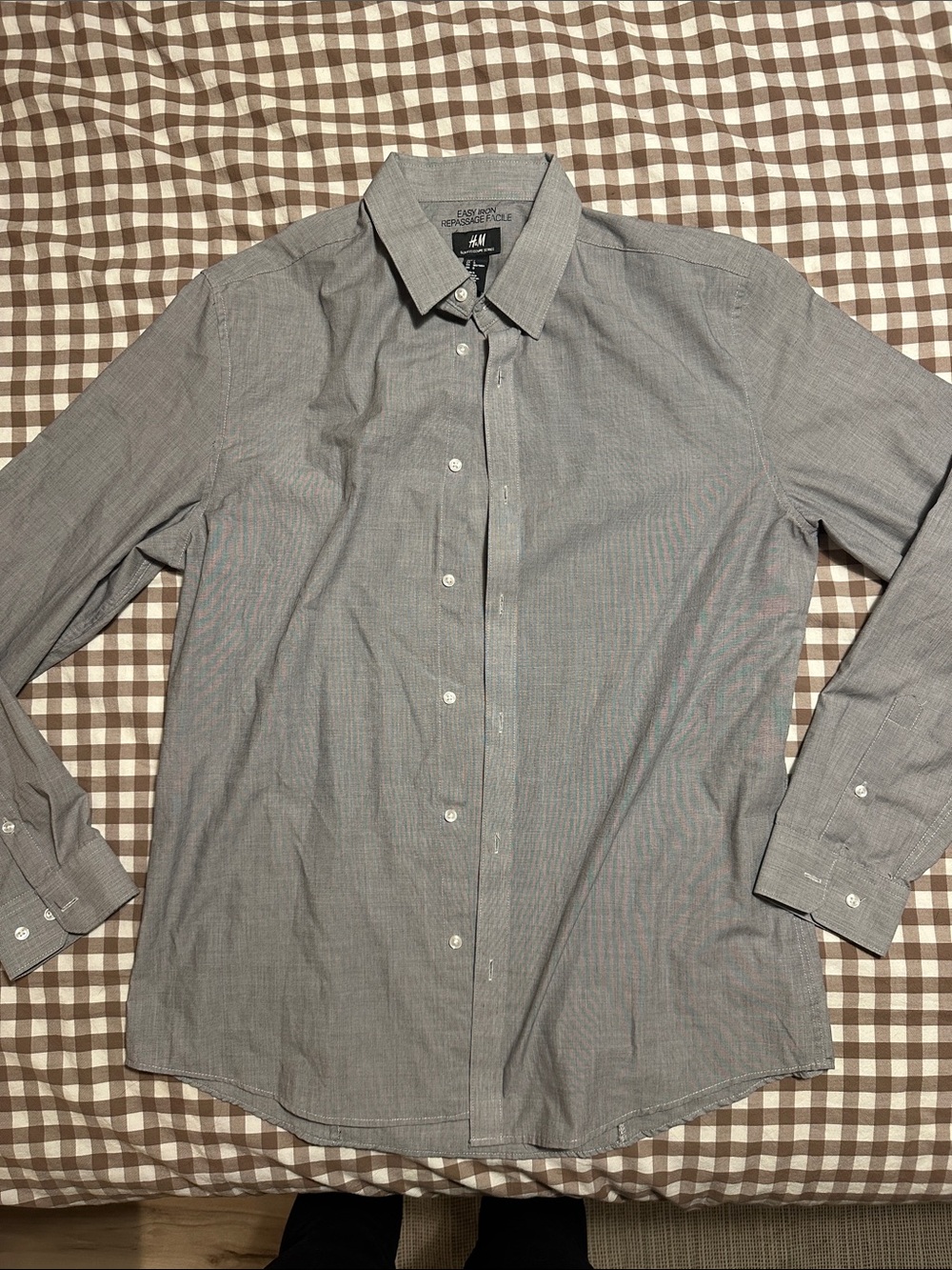 H&M Men’s Light Gray Dress Shirt - Large